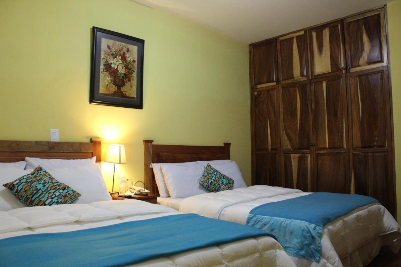 Hotel Villa Antigua Сан Салвадор Екстериор снимка