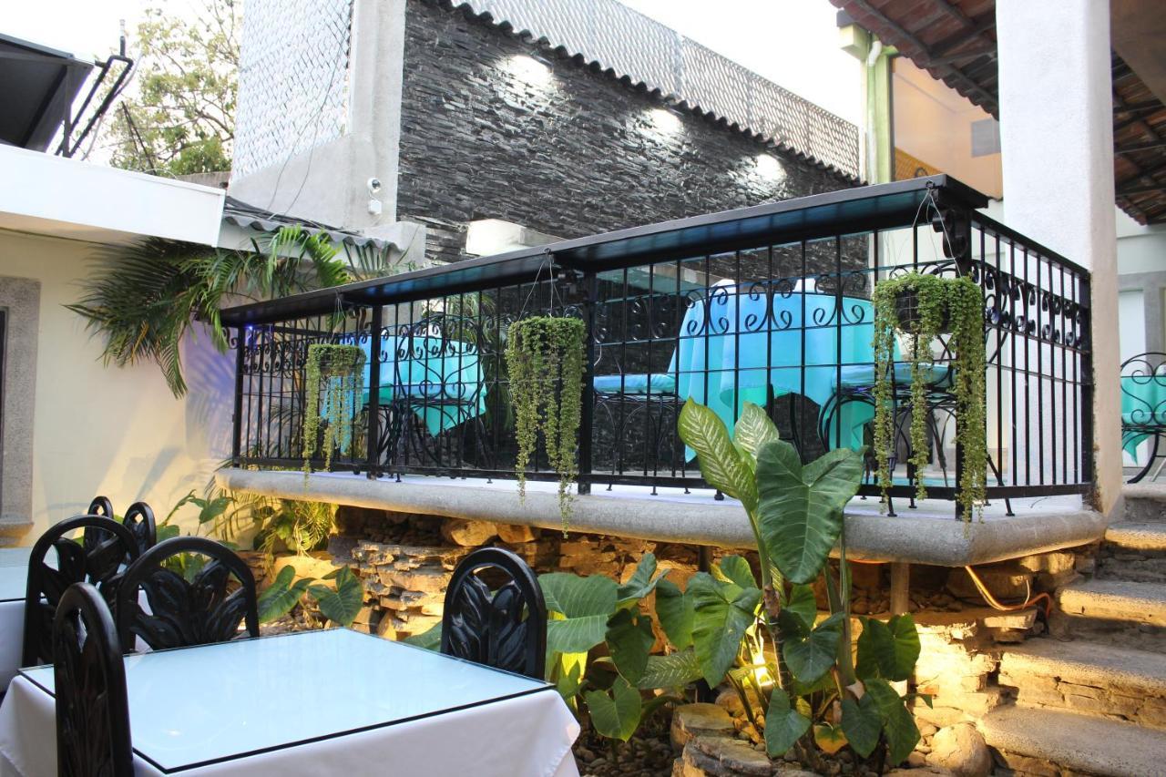 Hotel Villa Antigua Сан Салвадор Екстериор снимка