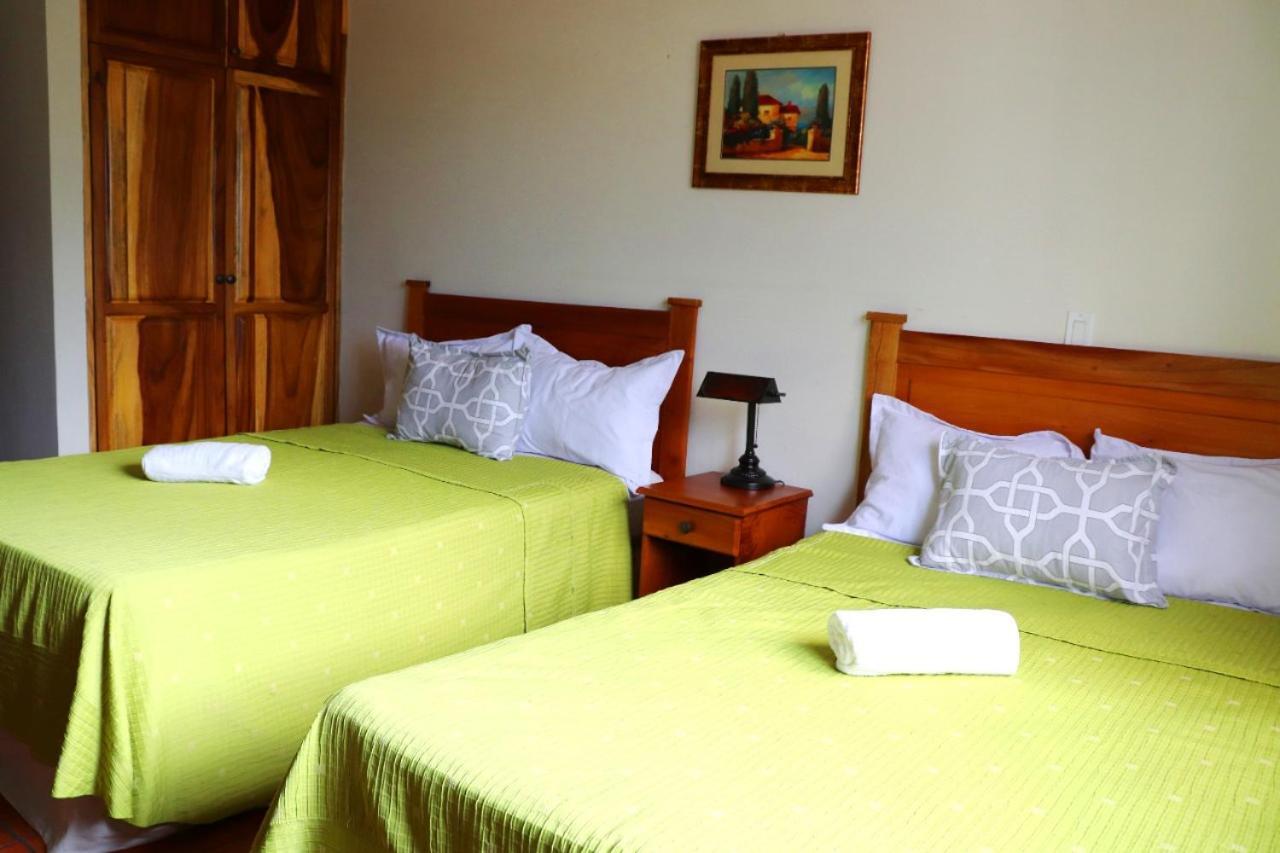 Hotel Villa Antigua Сан Салвадор Екстериор снимка